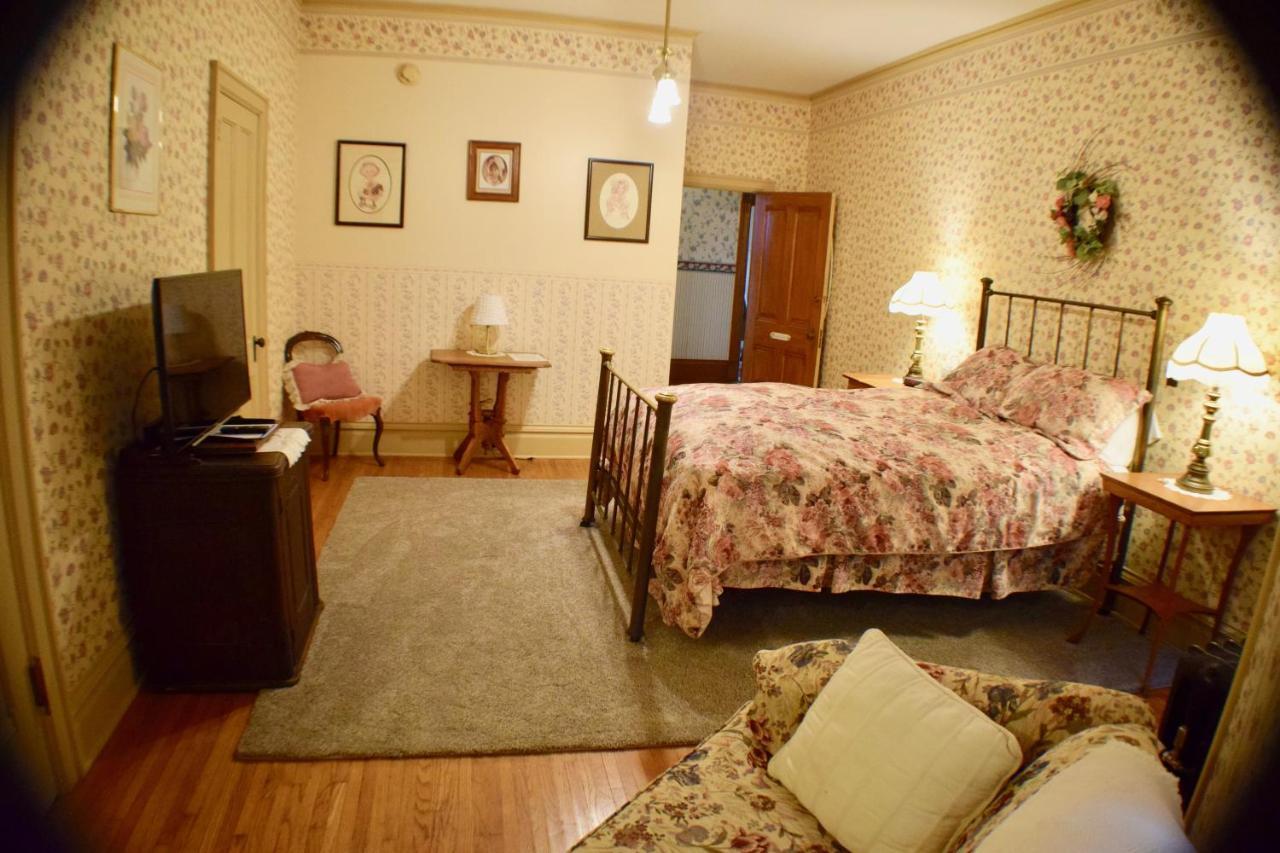 The Hancock House Bed & Breakfast Inn Dubuque Exterior foto